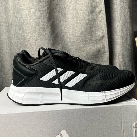 Man's Sneakers & Athletic Shoes size 9 1/2 - Picture 7 of 11